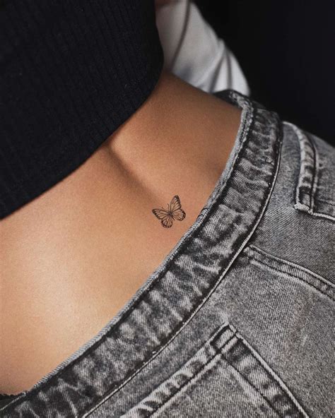 pecho hombro tatuajes para mujeres|50 tatuajes para mujer que querrás copiar: pequeños,。